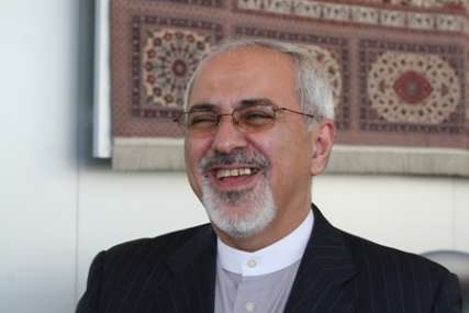 Zarif urges all not to speculate on Geneva talks