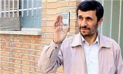 شایعه سکته احمدی‌نژاد تکذیب شد