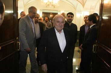 رئیس فیفا ایران را ترک کرد