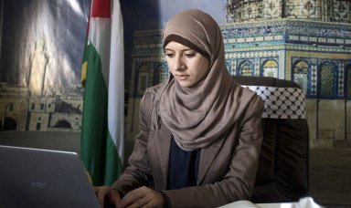 برای اولین بار، یک زن سخنگوی دولت حماس شد+عکس