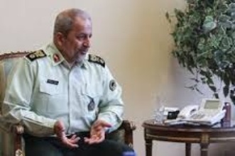 از «جهاد مقدس» مرتضوی تا «مدال افتخار» فرمانده ناجا بر سینه وی!