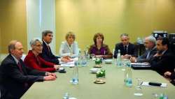 Zarif starts talks with Ashton, Kerry 