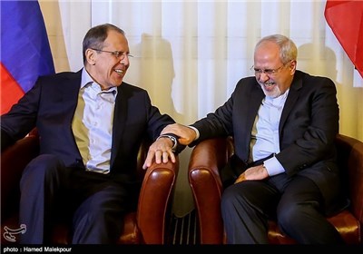 آغاز نشست سه جانبه وزرای خارجه ایران، چین و روسیه