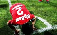 مهدوی‌کیا با اشک از فوتبال خداحافظی کرد/ دور افتخار در آزادی