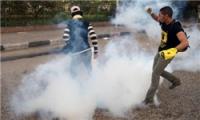 درگیری نیروهای امنیتی مصر و طرفداران اخوان/استفاده از گاز اشک آور علیه تظاهرات کنندگان