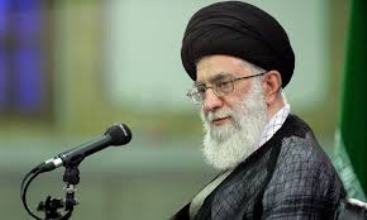 استفتا از رهبری درباره‌ازدواج سرپرست و فرزندخوانده 