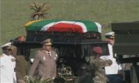ماندلا در زادگاهش آرام گرفت+فیلم