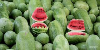 هجوم دلالان به بازار میوه / افزایش 15 درصدی قیمت میوه در آستانه شب یلدا