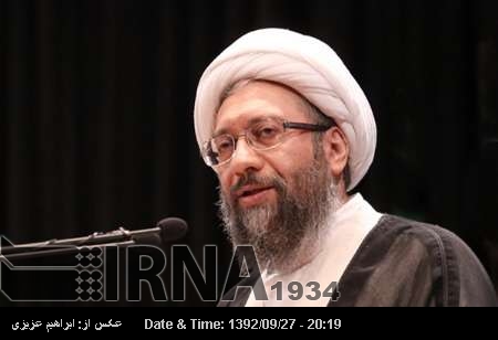 Judiciary chief: Iranˈs negotiating team never accepts irrational interpretation of Geneva deal 