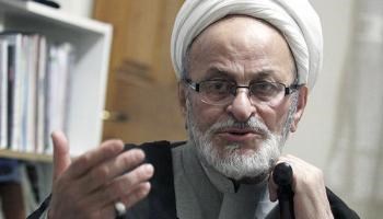 سخنان "شاذ" علی مطهری در مسیر اتهام وارد کردن به انقلاب است