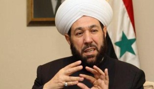 مسلمانان برای مقابله با محور شر باید حول محور ایران بگردند