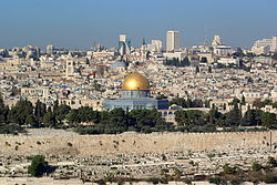 قدس نماد صلح و تقریب ادیان الهی می شود
