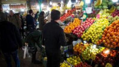 بازار میوه در تب شب عید/ دلالان دست به کار شدند
