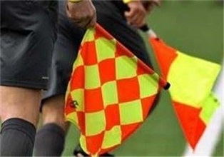 عدم اخراج با دو کارت زرد از سوی داور