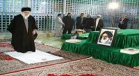  نماز رهبر معظم انقلاب در مرقد مطهر امام خمینی (ره)+فیلم