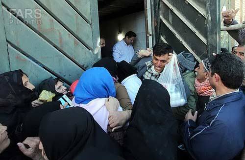 صف های دریافت سبد کالا نشانه موثر بودن تحریم هاست!