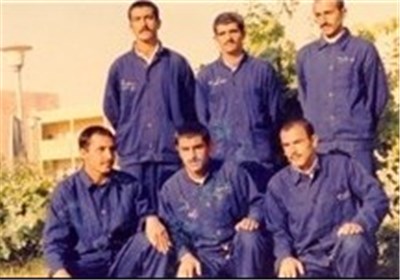 آتش‌بازی و رژه اسرا در ۲۲ بهمن