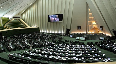 پیش بینی لیلاز از ترکیب سه قطبی مجلس دهم/ فراکسیون اقلیت و قدرتمند اصلاح طلبان تشکیل می شود