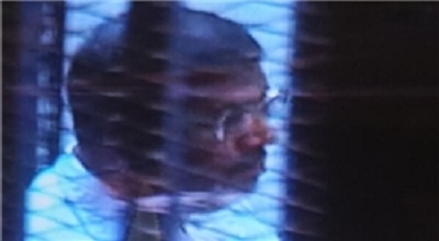 مرسی امروز در قفس شیشه‌ای/ محاکمه به اتهام جاسوسی برای طرف‌های خارجی