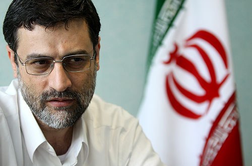 دولت در حوزه مسائل هسته ای بر روی خطوط قرمز راه می‌ رود/تیم دیپلماسی صادقانه توان خود را به مردم بگوید