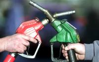 افزایش قیمت حامل های انرژی در نیمه دوم فروردین/بنزین 700 و 1400 تومانی در راه است