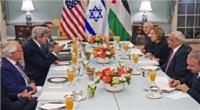 نماینده آمریکا در مذاکرات سازش با نمایندگان اسرائیل و تشکیلات خودگردان دیدار می‌کند