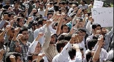 راهپیمایی مردم و دانشجویان در حمایت از شهدا و دستاوردهای هسته‌ای برگزار شد