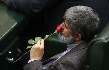 نمایندگان مجلس برای روز "زن" چه هدیه‌ای می خرند؟