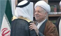 جنجال بوسه سعودی بر پیشانی رفسنجانی+تصویر