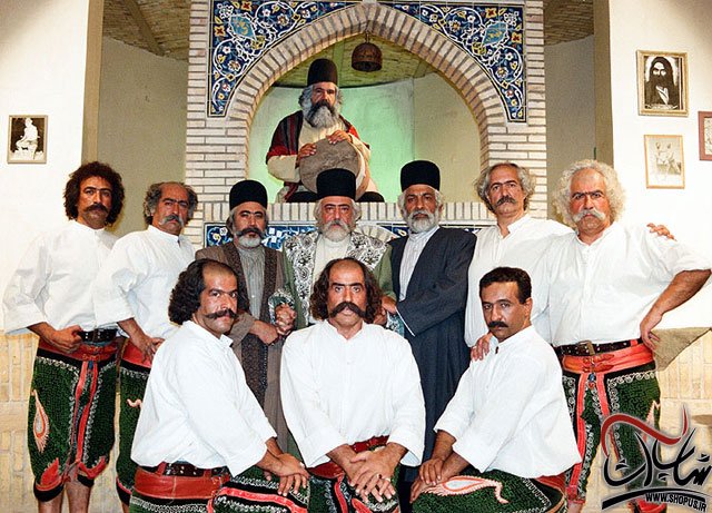 منش پهلوانی چگونه به فراموشی سپرده شد؟/سایه جومونگ برسر طیب ها و تختی ها 