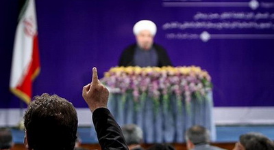 رفتار دولت اعتدال با رسانه ها، یادآور دوران اختناق رسانه ای دولت سازندگی/ رسانه ها و وعده های عملی نشده آقای رییس جمهور