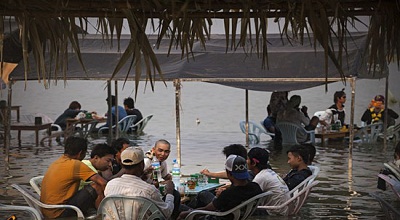 رستوران عجیب در میانمار /عکس