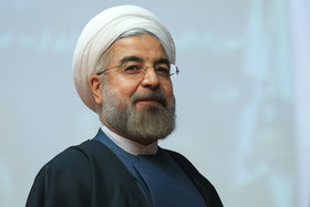 حضور روحانی در جمع کارکنان هلال‌احمر