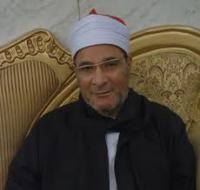 اخراج قاری قرآن به جرم تلاوت اذان شیعیان+عکس