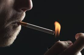 سیگاریها هر روز جوانتر می شوند
