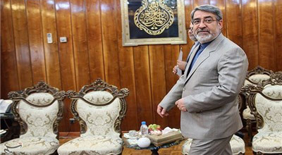 تلاش برای تغییر وزیر کشور در آستانه اولین سالگرد روی کار آمدن دولت یازدهم/اصلاح طلبان به دنبال«توسعه سیاسی» و «آزادی های اجتماعی» به سبک خود! 