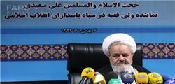 نباید در دعوای میان حق و باطل بی‌طرف بود