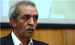 فارغ از شعارزدگی باید به توسعه اقتصادی کشور پرداخت