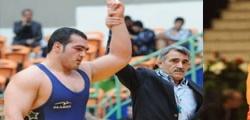 مهدی‌زاده عنوان قهرمانی سنگین‌وزن کشتی فرنگی را از آن خود کرد