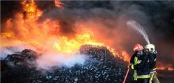 تخلیه ساکنان محله «عین‌الکرم» بیت المقدس در پی آتش‌سوزی گسترده