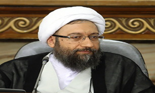 چرا خط و نشان‌ها اثری در آیت‌الله ندارد؟