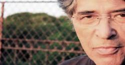 سنگ تمام مدیران فرهنگی شهرداری برای شاعر هتاک به قرآن /تقدیر از شاعر حامی فتنه و مشاور فرح پهلوی در مقابل توصیه های فرهنگی رهبری به شهرداری