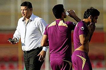 تذکر کمیته به پرسپولیس و استقلال