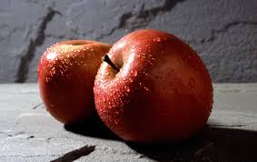 پوست سیب ۵ برابر سیب ویتامین دارد