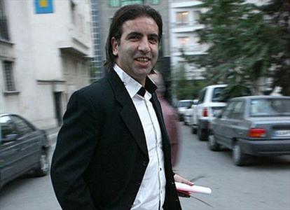 متلک‌پرانی رهبری‌فرد به خداحافظی جادوگر