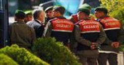 Turkey detains police officers on espionage charges 