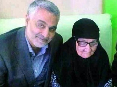مزار بدون سنگ مادر حاج قاسم+عکس