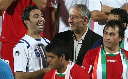 اعتراض پرسپولیسی‌ها به افشاگری قلعه‌نویی