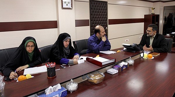 جلسات همگرایی اصولگرایان موفق بوده است/ مجوز گرفتن کتاب «ایران در گذر روزگاران» جای تاسف دارد