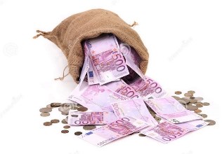 دفاع رئیس‌جمهور از عوامل رانت 650 میلیون یورویی/ آیا بابک زنجانی دیگری متولد می‌شود؟/ اتهام زنی به دولت سابق روش دفاع از عملکرد دولت تدبیر